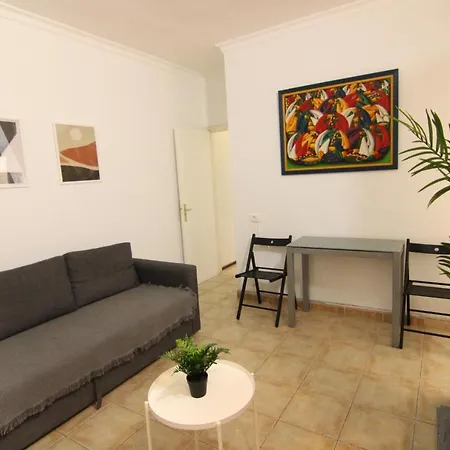 Apartment Spacious Family Flat By Canary365